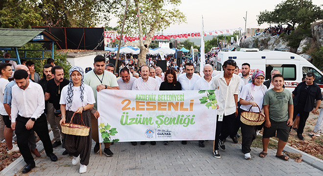 2. Esenli Üzüm Şenliği gerçekleştirildi