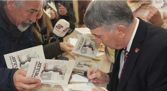 Ercan Güneş'in yeni kitabı 'Yitip Giden Bir Kuşak 78'liler' tanıtıldı