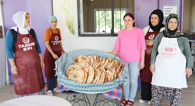 Tandır Evi'nde doğal ekmek üretiliyor