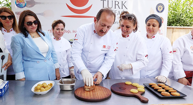 'Sürdürülebilir Türk Mutfağı'nda yemekler konuşuldu